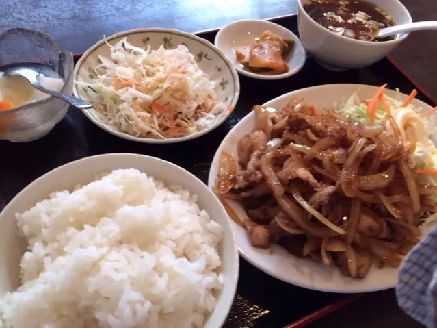 【日替ランチ】中華風生姜焼き定食を頂きました。|momongatomoさん