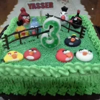 Snapdishの料理写真:Birthday Cake for Yasser|Tengku Ettyさん