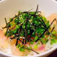 Snapdishの料理写真:たいの漬け丼|もえちんさん