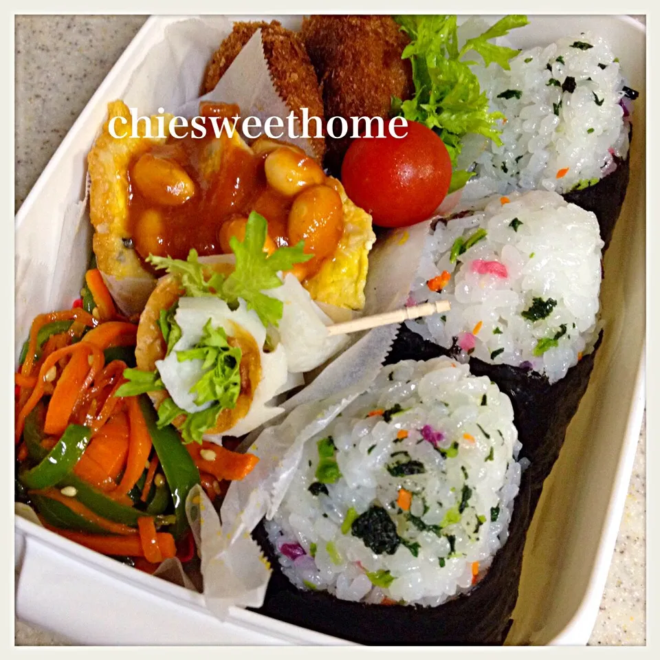 Snapdishの料理写真:10/8 おにぎり弁当|chieko ♪さん