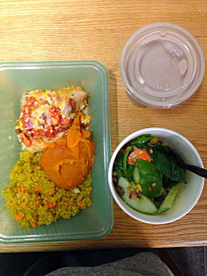 Chicken, sweet potatoes, quinoa, salad, soy milk|joie chowさん