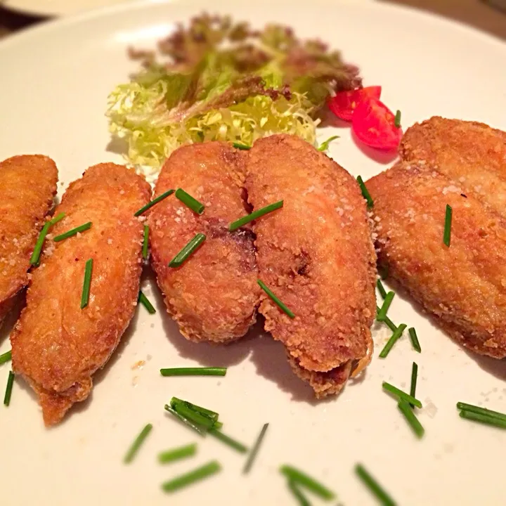 Snapdishの料理写真:Fried wings|Doris Wong 🐰さん