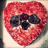 Baking a heart shaped red velvet cake with cream cheese frosting and some edible chocolate roses. Sweet!|The Lofi Cookingさん