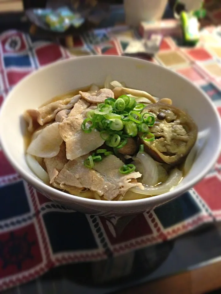 豚肉と茄子、キノコ、玉ねぎ、うどん|gruuunさん