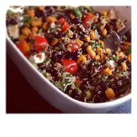 Quinoa and black bean salad goodness #unidiet|mathildaさん