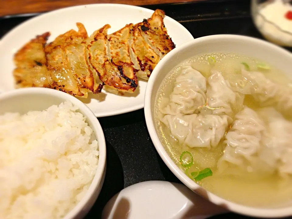 餃子と水餃子。|なみさん