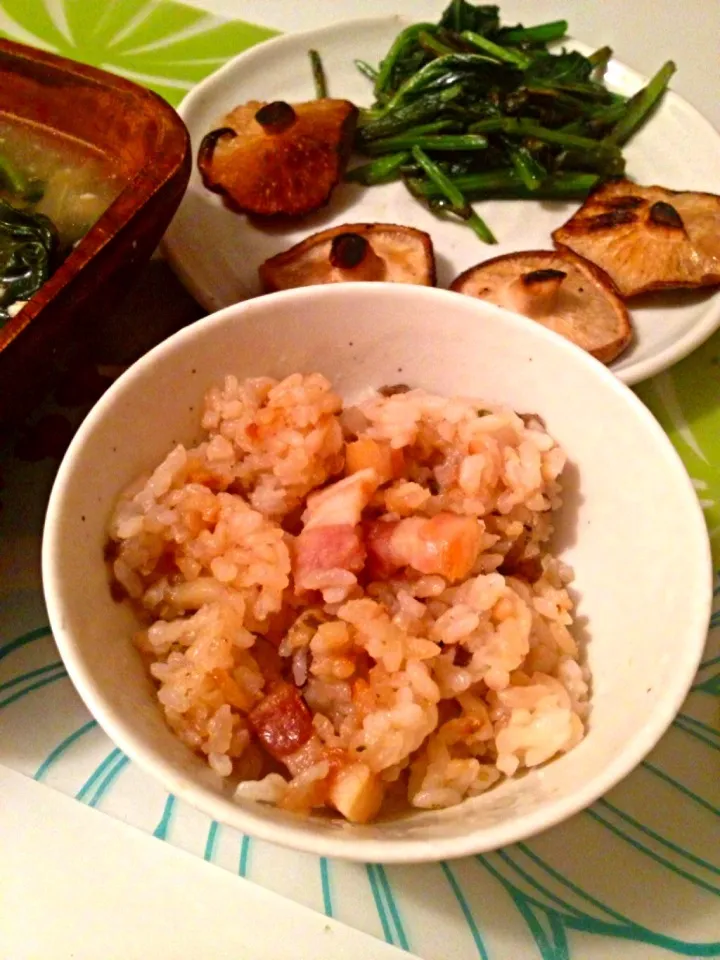 くららさんの沖縄風炊き込みご飯 ジューシィ☆とってもおいしい(≧∀≦)|ちぃさん