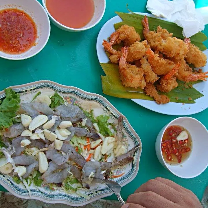 Pattaya - Prawn Sashimi & Prawn Tempura|Yvonne Limさん