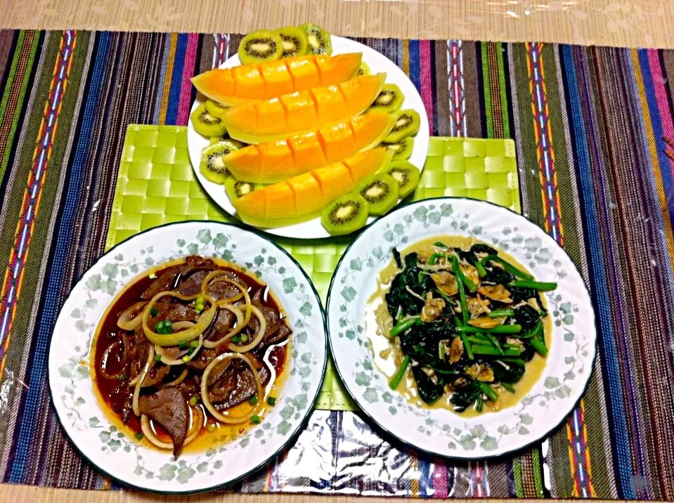 Liver steak#Sauteed Clam & Spinach#Melon & Kiwi|jack tadeoさん