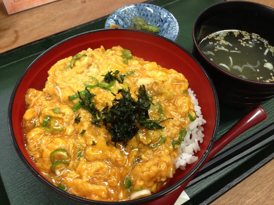 玉子丼食べましたよ。|liccaさん