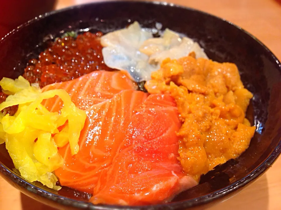 海鮮丼♡|ちっきーさん