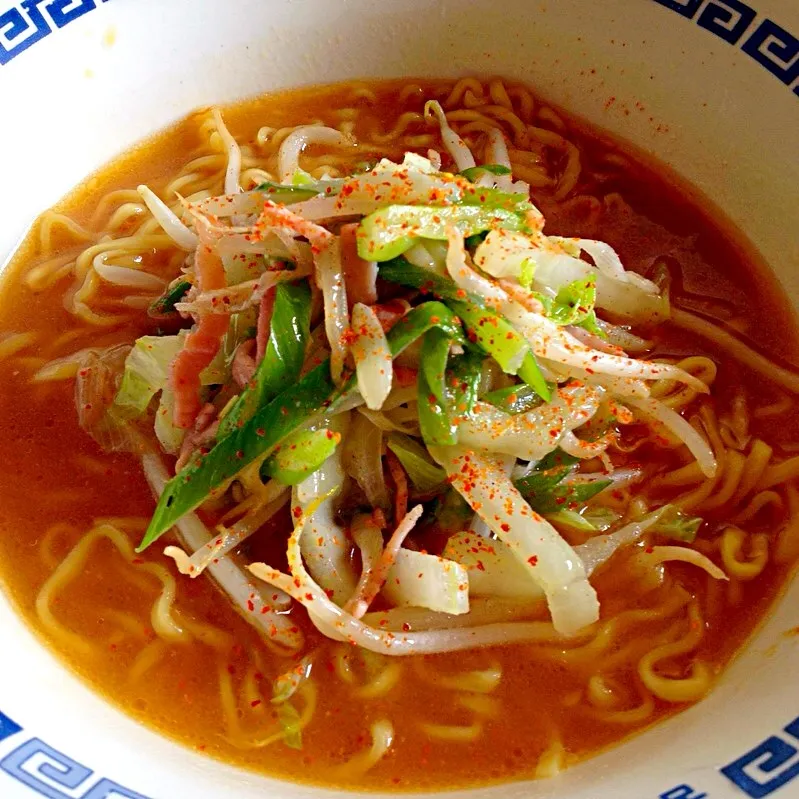 マルちゃん正麺 味噌味 野菜ラーメン|カウンター嬢さん