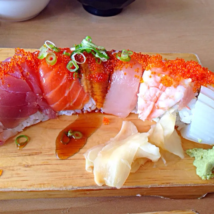 Snapdishの料理写真:rainbow roll, sushi house, alameda, CA|Cloudy Gさん