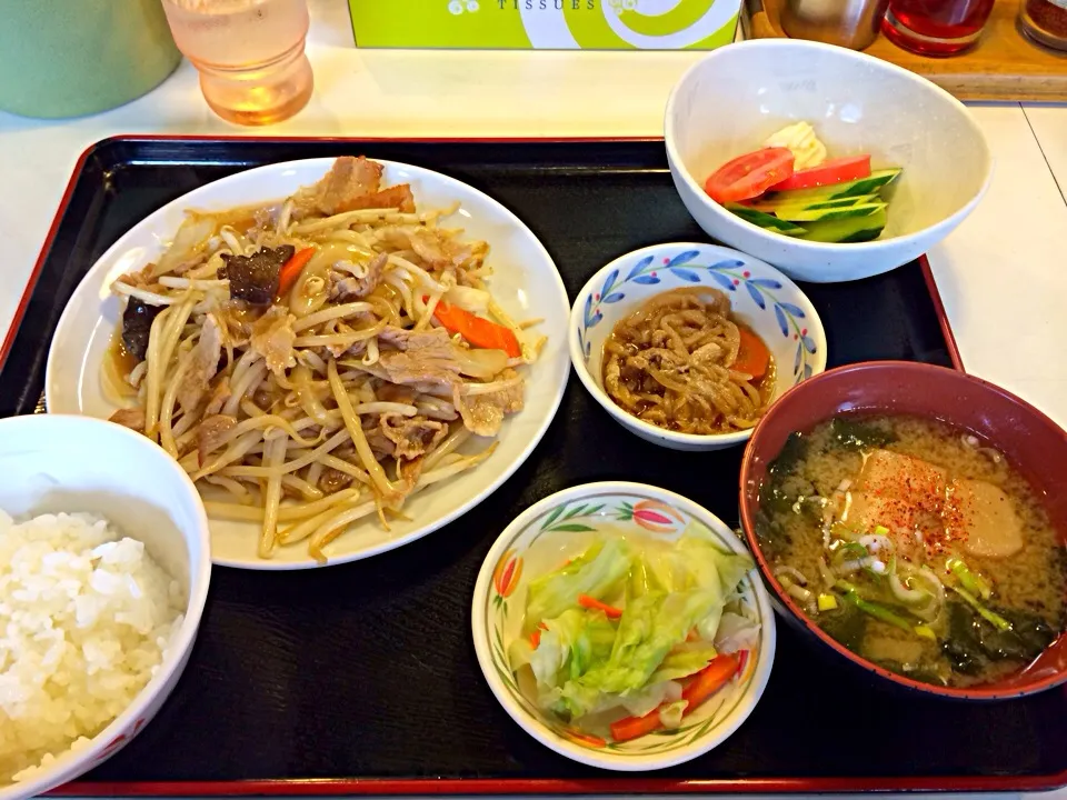 肉ともやし炒め定食|Johnnyさん