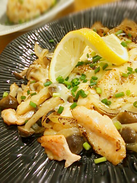 鮭ハラスのメイプル味噌チーズ焼き