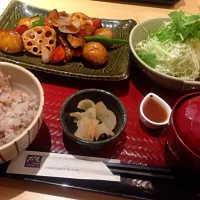 Snapdishの料理写真:甘酢あんかけ定食|かなさん