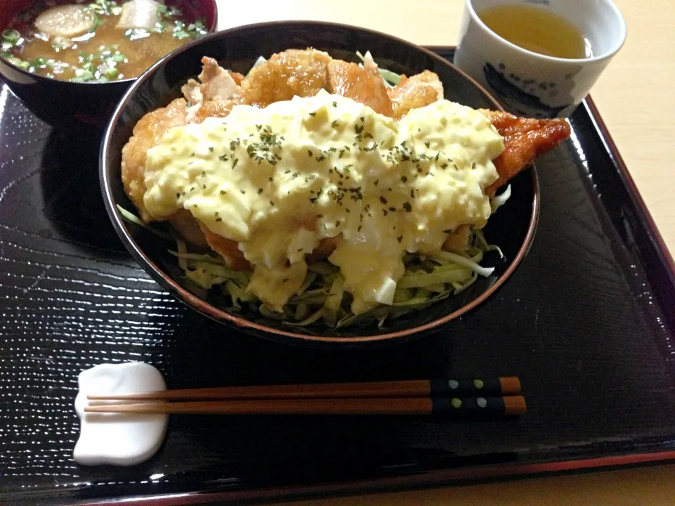 Snapdishの料理写真:チキン南蛮丼|もんちゃんさん