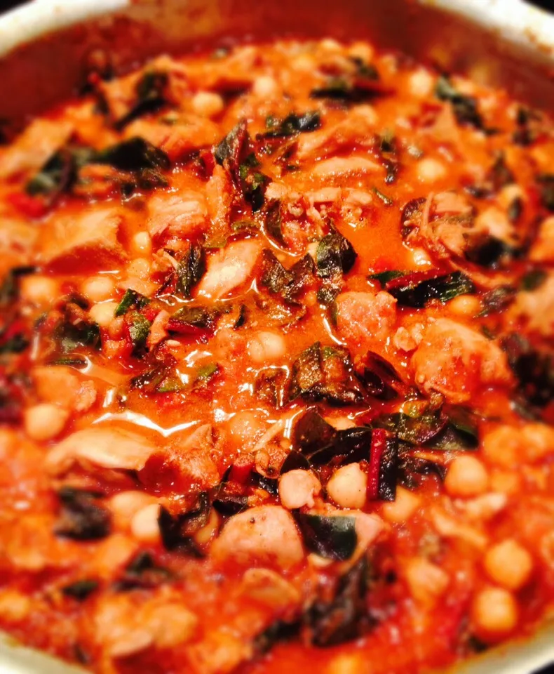 Chicken Curry with Swiss Chard and Chick Peas|http://melissasmenu.wordpress.com/さん