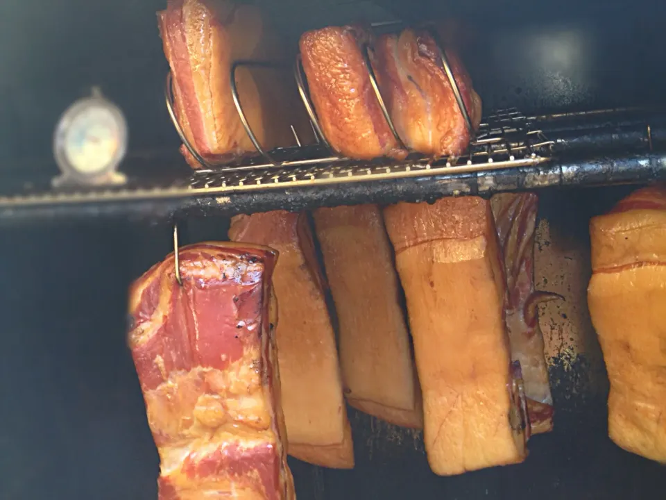 Cherry Wood Cold Smoked Bacon|Chris Shannonさん