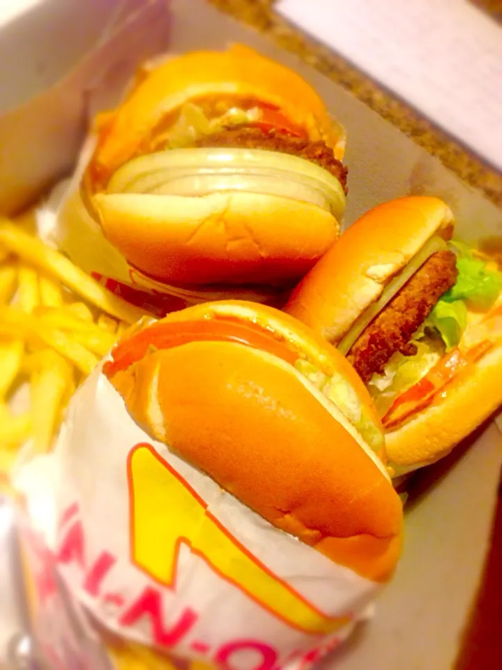 In n out burger California|shaine91さん