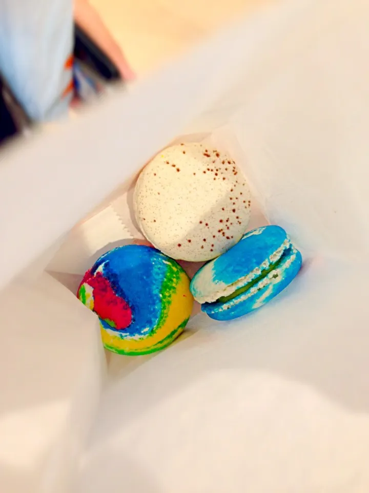 Mocha, mix berry, mohito macaroons|PhUnGさん