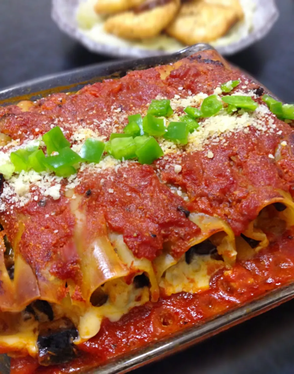 Black Olive- Eggplant- Bell Pepper- Tofu- Cheese Filled Cannelloni|Nyam | 照ちゃんさん