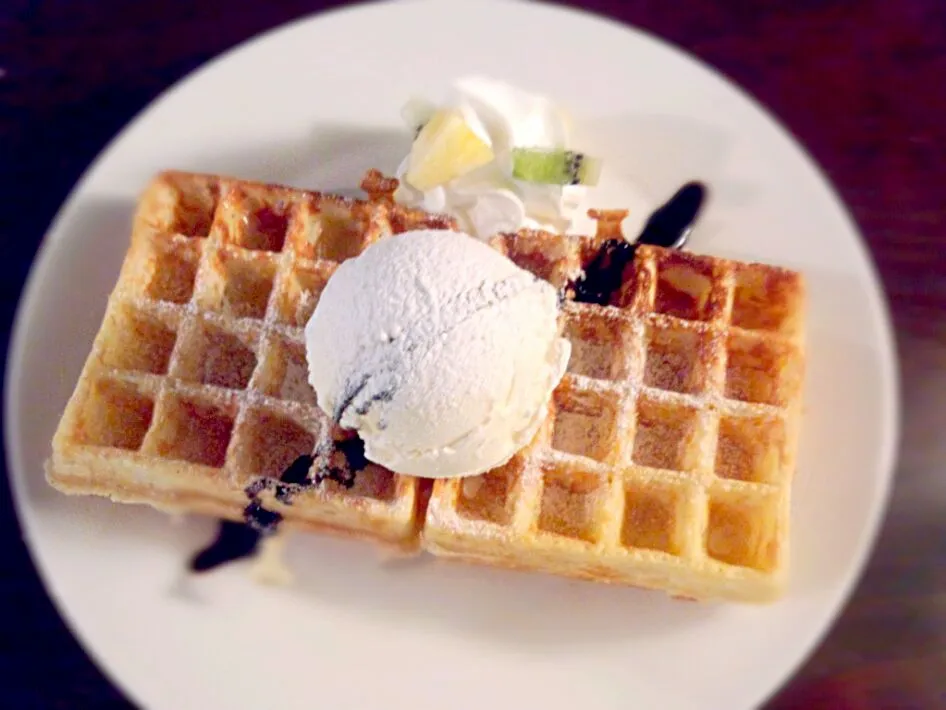 Snapdishの料理写真:♡Essence♡ waffle♡|yu-chanさん