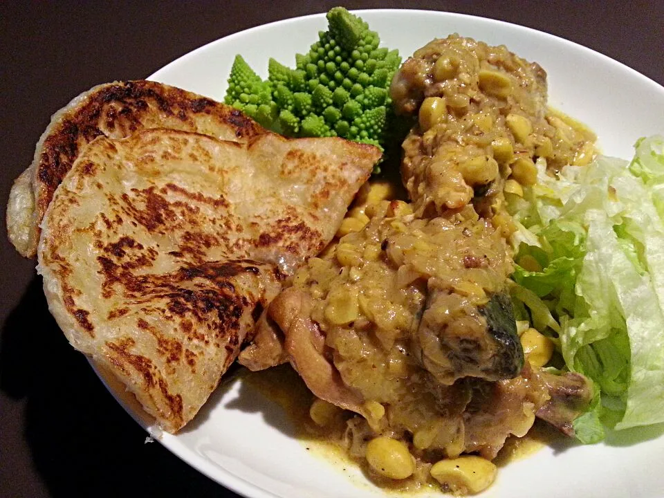 Murgh korma with roti paratha, salad and romanesco|Frank&Jolanda - Eteninbeeldさん