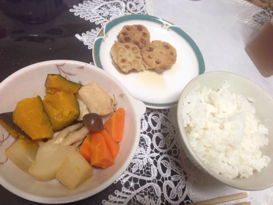 野菜の煮物と蓮根のハサミ焼きの晩ご飯|やすさん