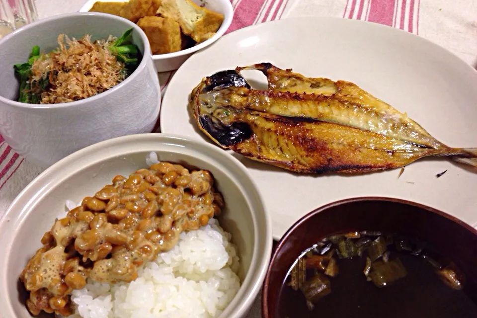 Snapdishの料理写真:鰺の開き定食|Naoya Ishiharaさん