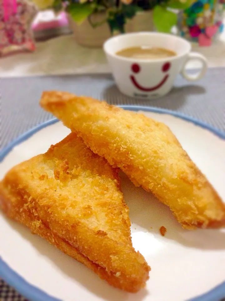 🍞 Fried bread ☕|🍴melody🍛🎶さん