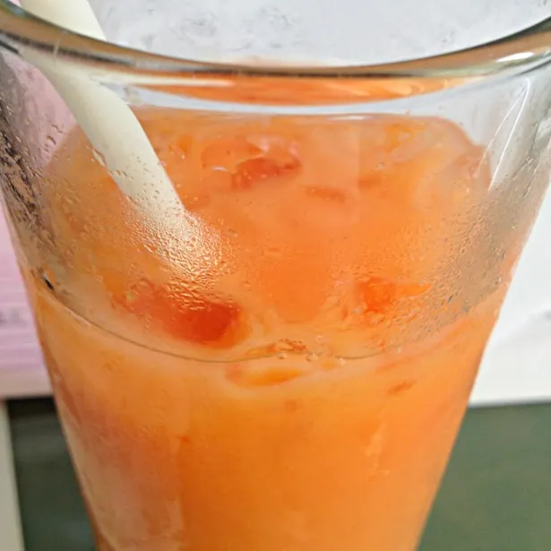 Thai fruit juice，taste！But i don' know how to call it|shelleyさん