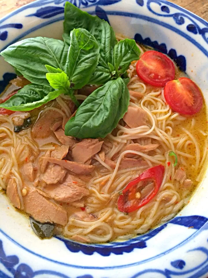 いなばタイカレーで温かい素麺‼︎|Yoshinobu Nakagawaさん