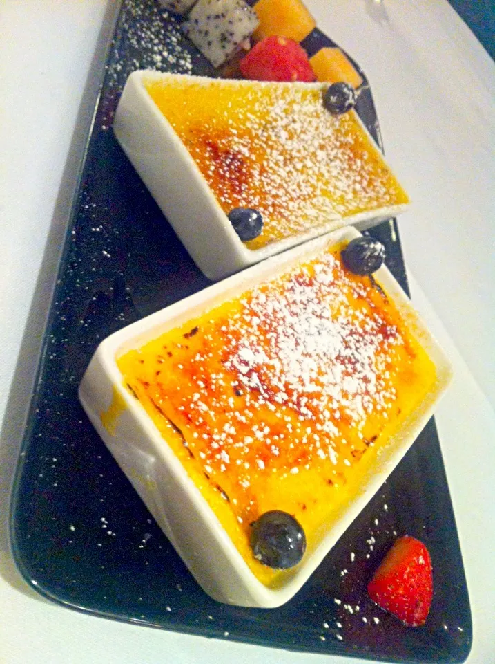 Jasmine & original cream burlee with fresh fruits|skyblueさん