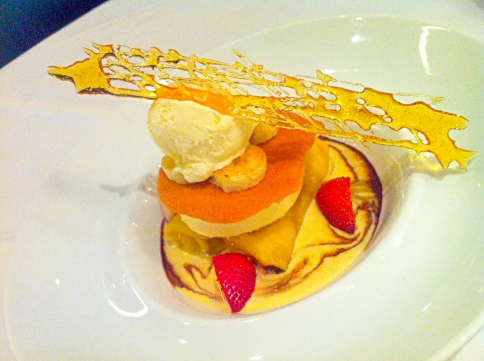 Banana trio - banana parfait, caramel banana & banana pancake|skyblueさん