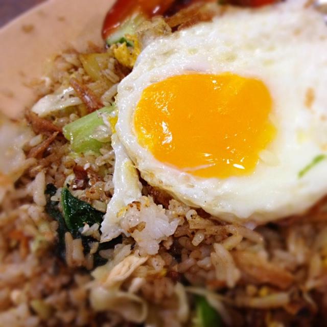 Fried Rice with anchovies/Jeremy Khoo SnapDish[スナップディッシュ] (ID1r5G9a)