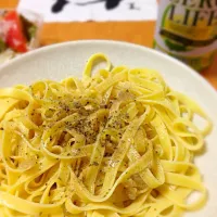 Snapdishの料理写真:アサリとバジルのシンプルパスタ|makotoさん