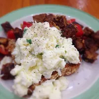 Scrambled egg whites with tempeh|Amy Robinsonさん