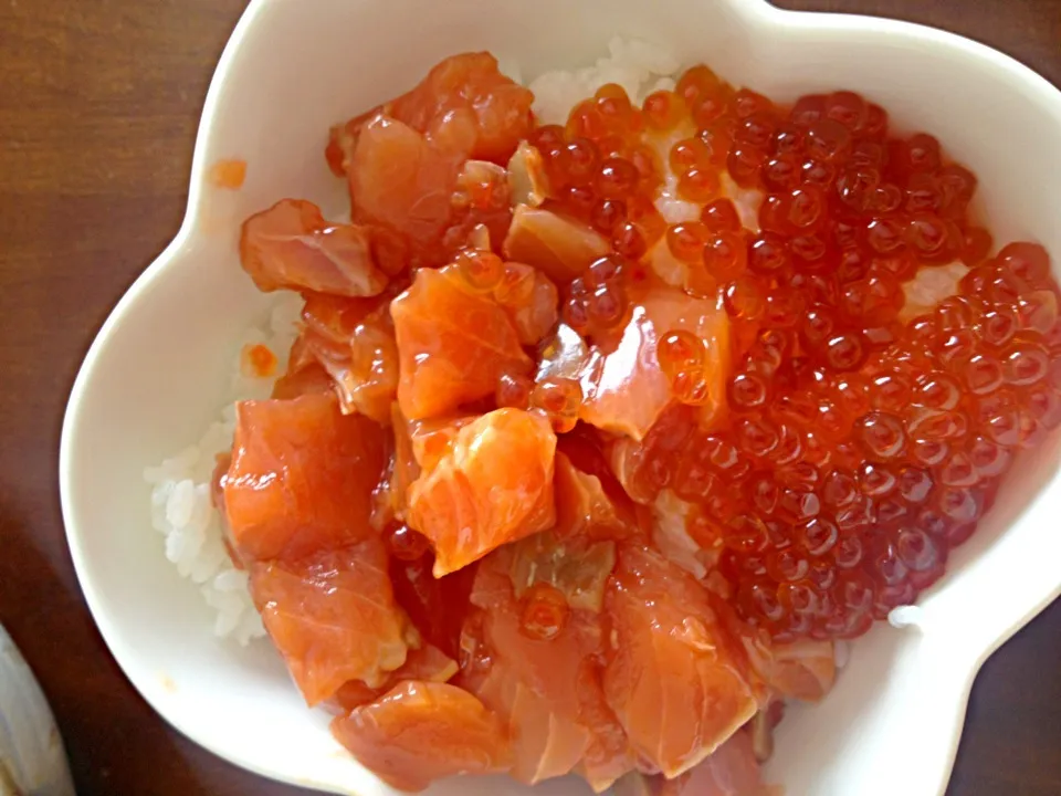 Snapdishの料理写真:佐藤水産ルイベ漬け丼|Chiyo.Kawabataさん