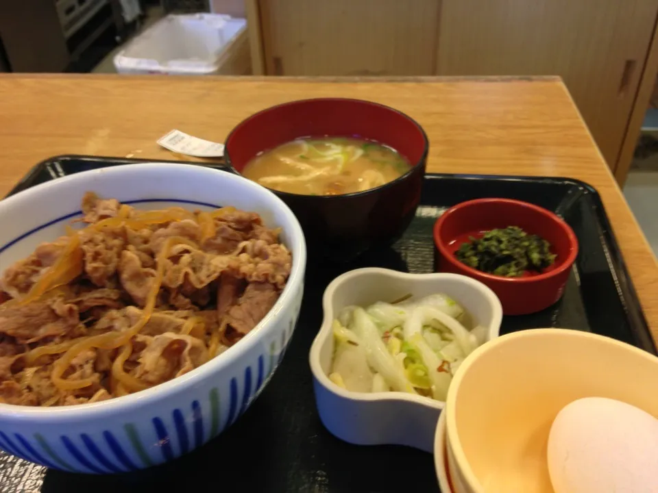 牛丼たまごセット|PegaOさん