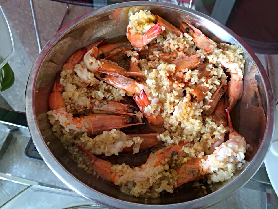 Steamed garlic prawns|Ong Sor Fernさん