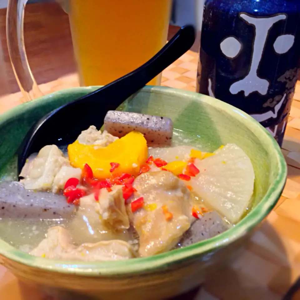 和牛モツ塩煮込み＆青鬼🍺|おかっぴーさん