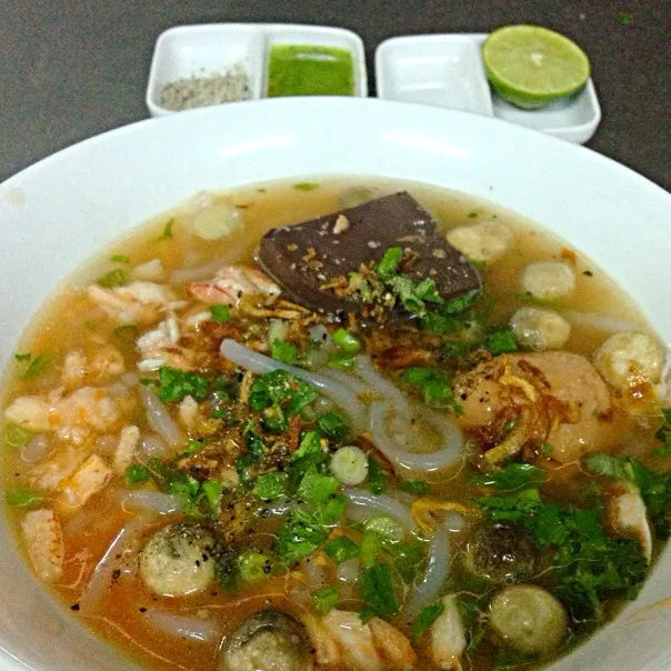 Snapdishの料理写真:Bánh canh ghẹ|Thien Anさん