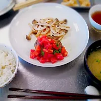 和風ハンバーグと秋野菜のソテー|まっきーさん