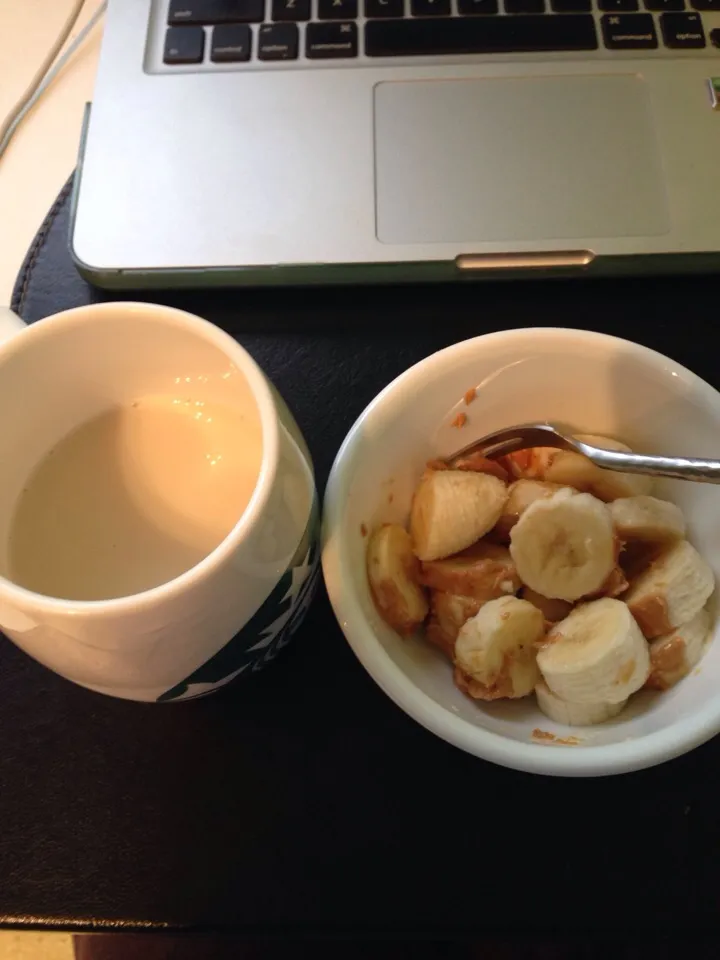 Bananas and plain pb, almond milk|joie chowさん