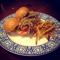 Snapdishの料理写真:Mini pepper steak sandwiches with herb-encrusted mustard fries|Austin Greenさん