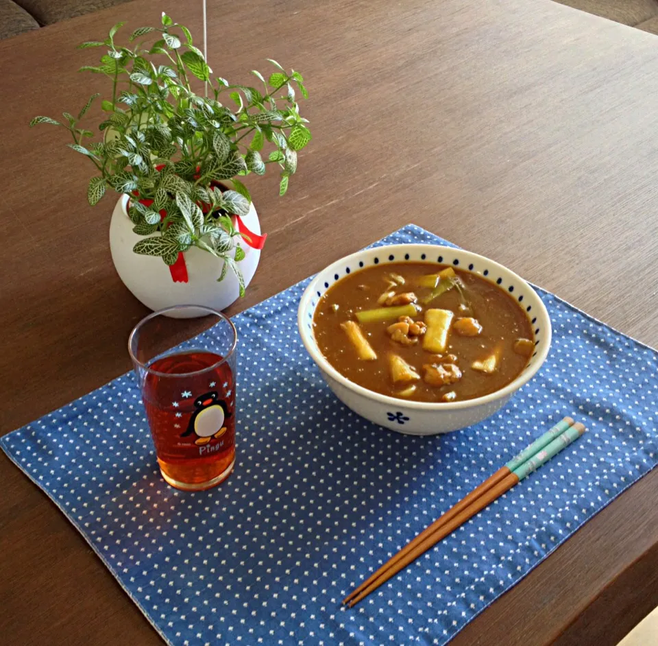 鶏肉と長ネギのカレーうどん、プーアル茶|pentarouさん