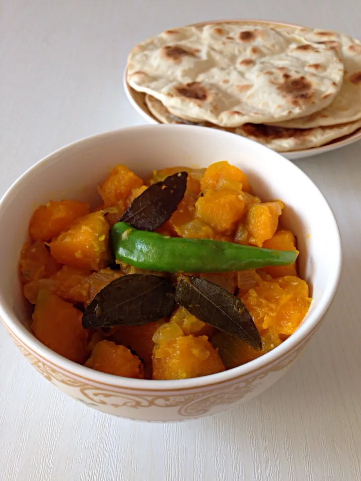 🎃 Pumpkin Curry + Chapatti|✨강민지✨さん