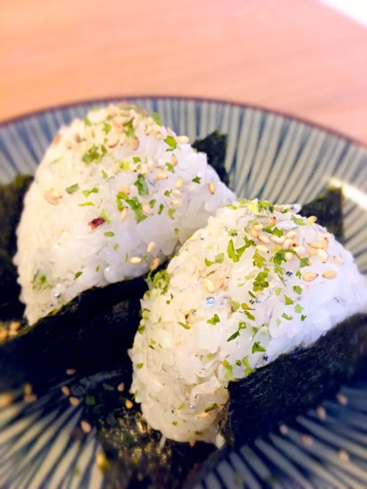 おじゃこと青海苔のおむすび|ユキさん