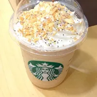 Snapdishの料理写真:ローストアーモンドフラペチーノ|わかばさん